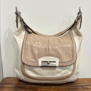Vintage Coach Kristin Spectator Shoulder bag Cream and Tan